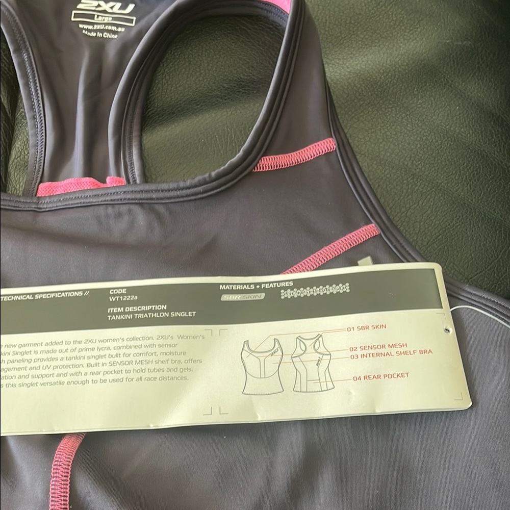 2XU Gray and Pink Triathlon Singlet